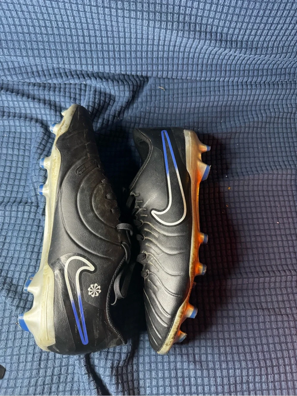 Nike Legend 10 Club FG/MG Soccer cleats